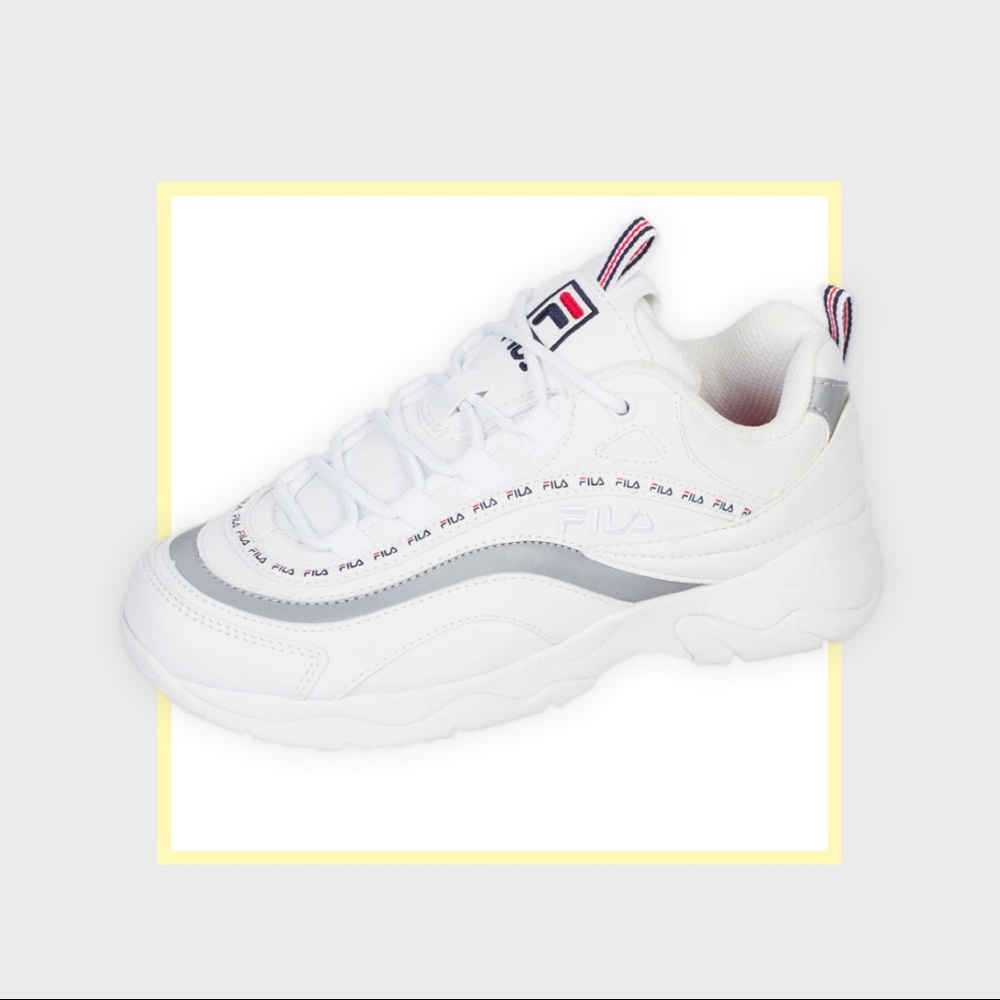 🚫sold🚫 FILA Women’s Fila Ray White Navy Metallic Silver
